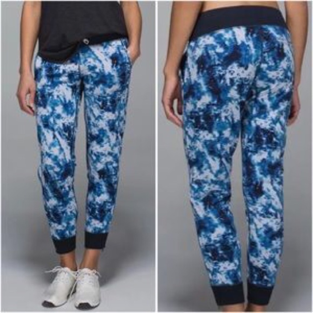 Lululemon no sweat joggers blue tie dye side zip